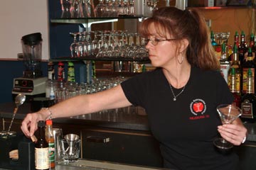 Study Bartending at the Mixology Wine Institute Bartending School at Lawrenceville, NJ